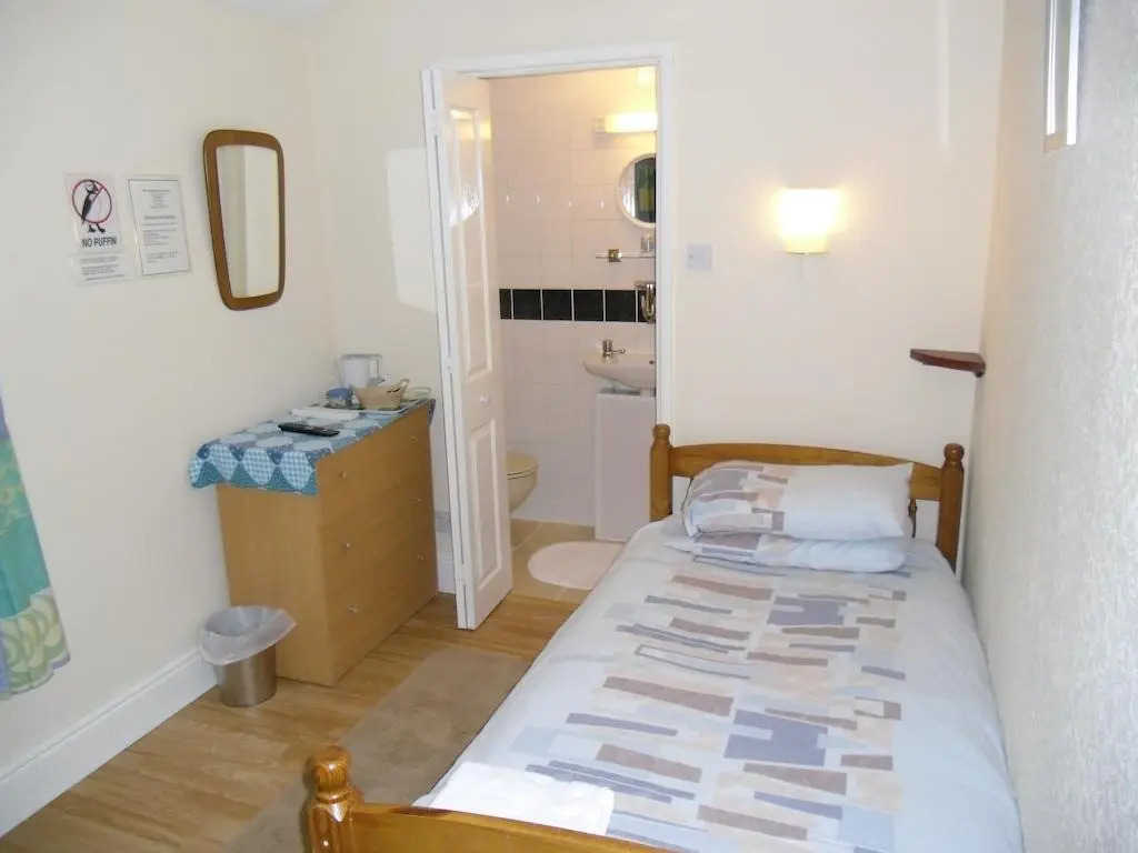 Lansdowne Guesthouse