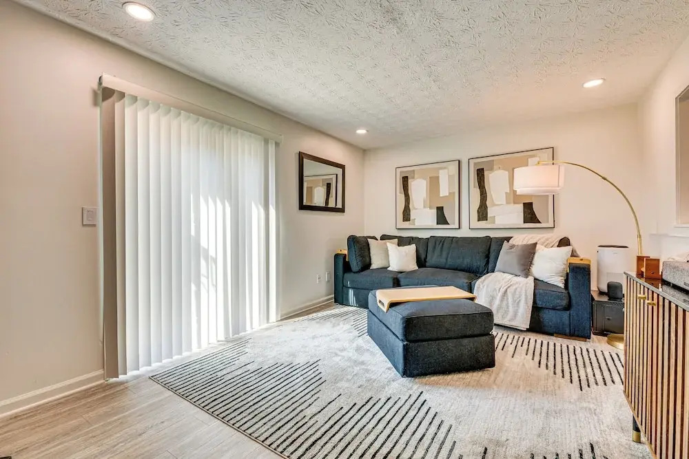 Near Gicc & ATL Airport: Modern Townhome!
