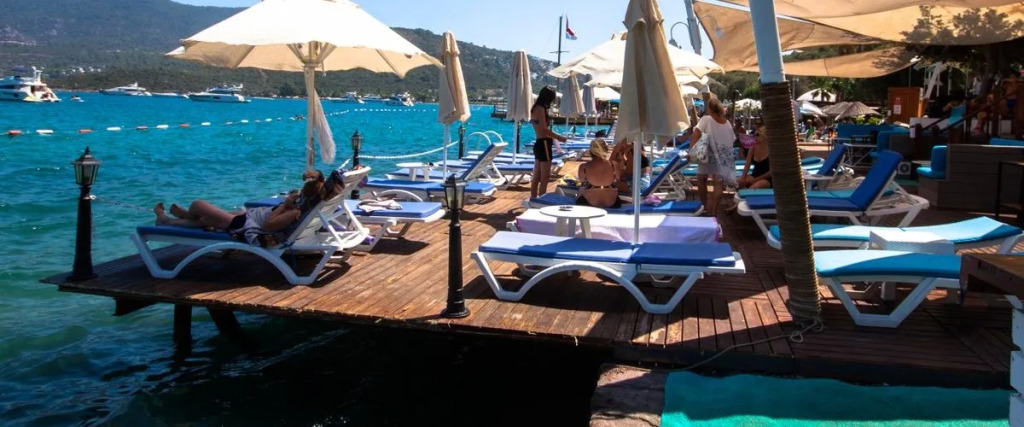 Anar Hotel