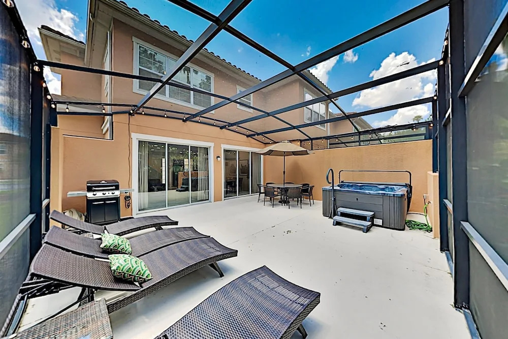 Choice Townhome W/ Hot Tub - Near Disney World 3 Bedroom Townhouse