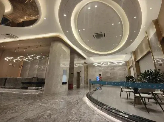 Green View Hotel (Foshan Xiqiao Mountain Qian Guo Qing Store)