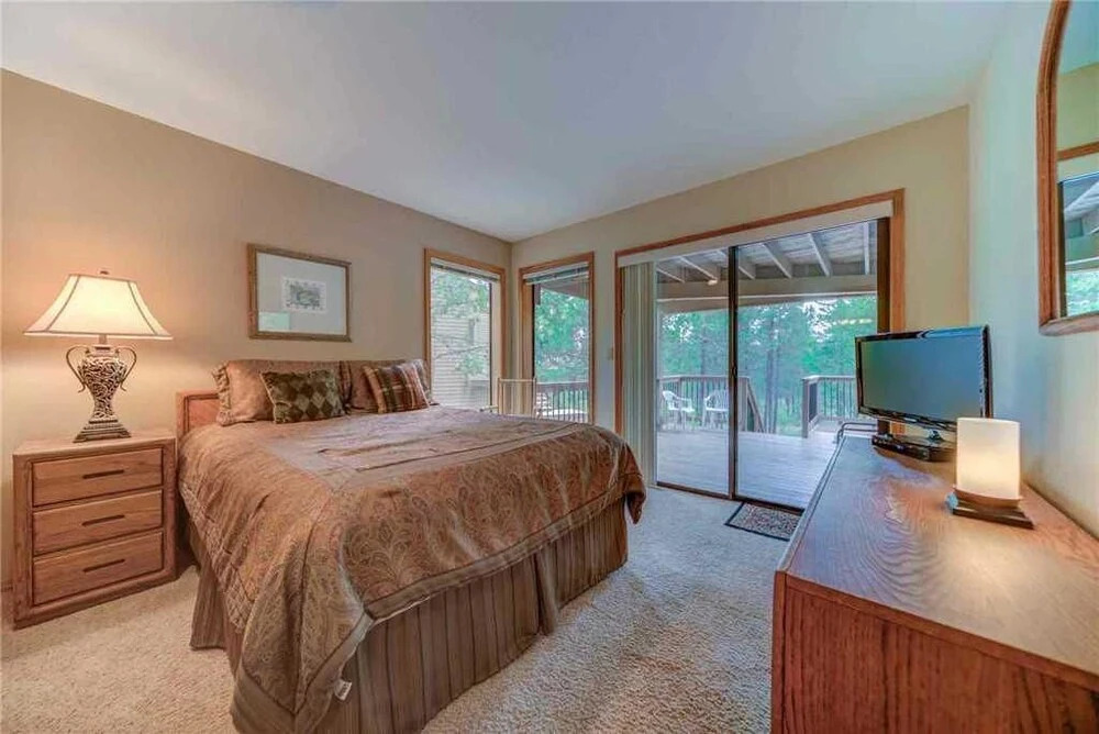 White Elm Lane 26
