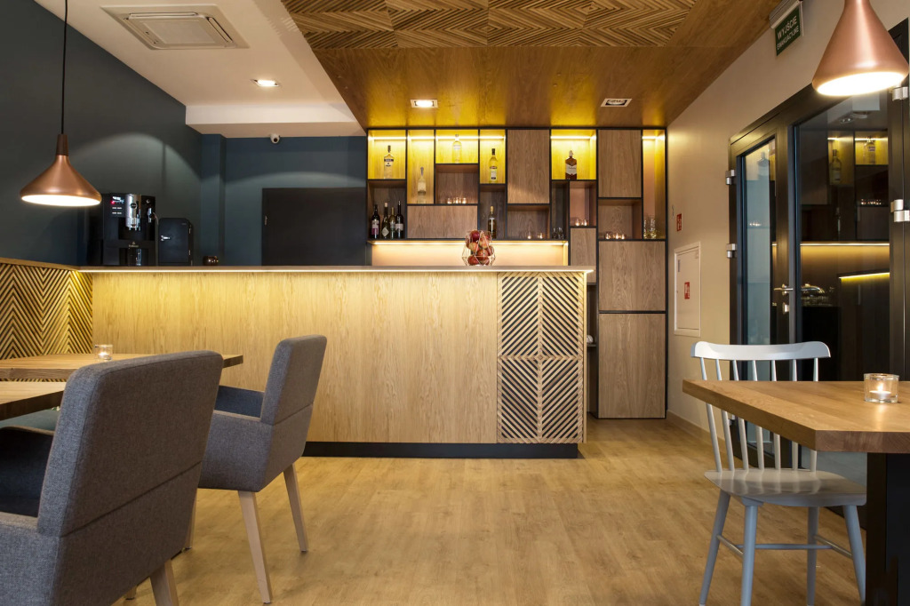 Hotel Faros Gdansk Airport