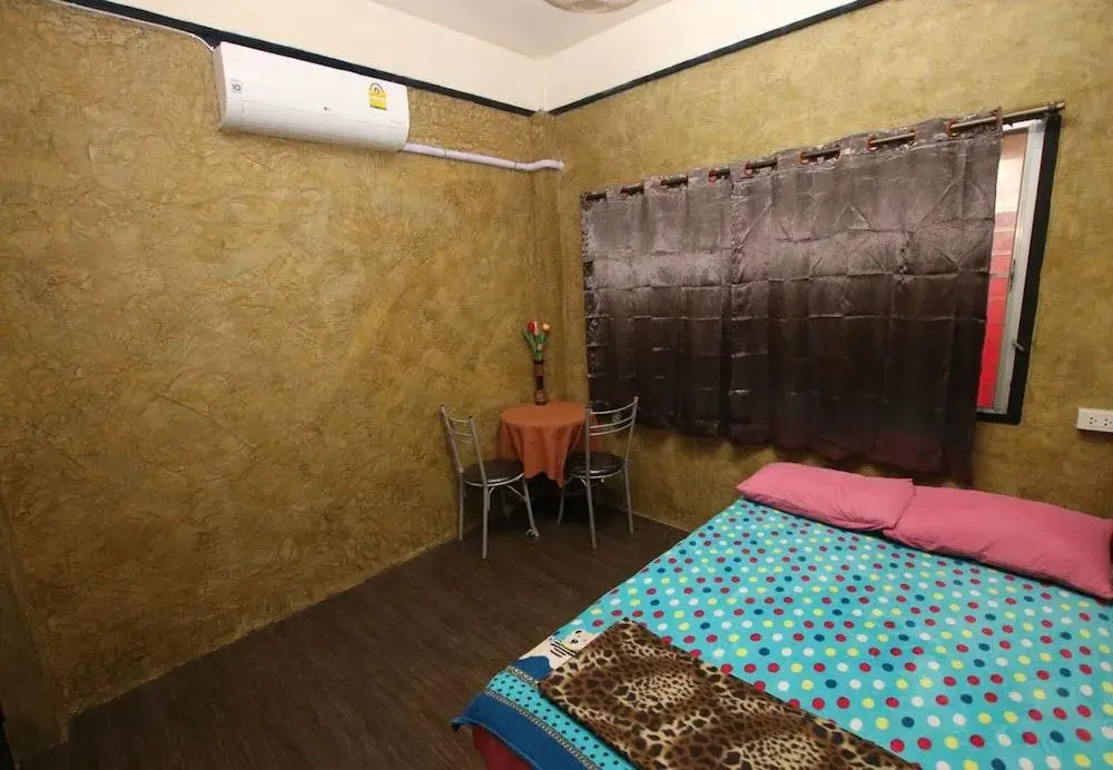 OneIsra Hostel