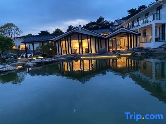 Xiandai Holiday Hotel