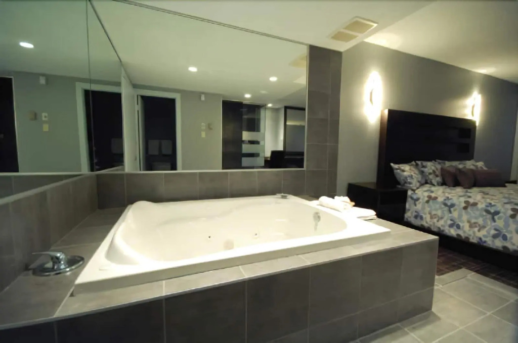 Le Fabreville Motel & Suites