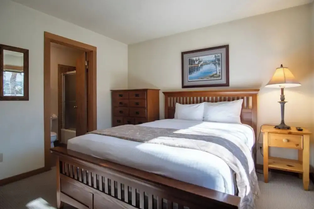 Stonehenge Condo - Nr Ski Lifts & Downtown