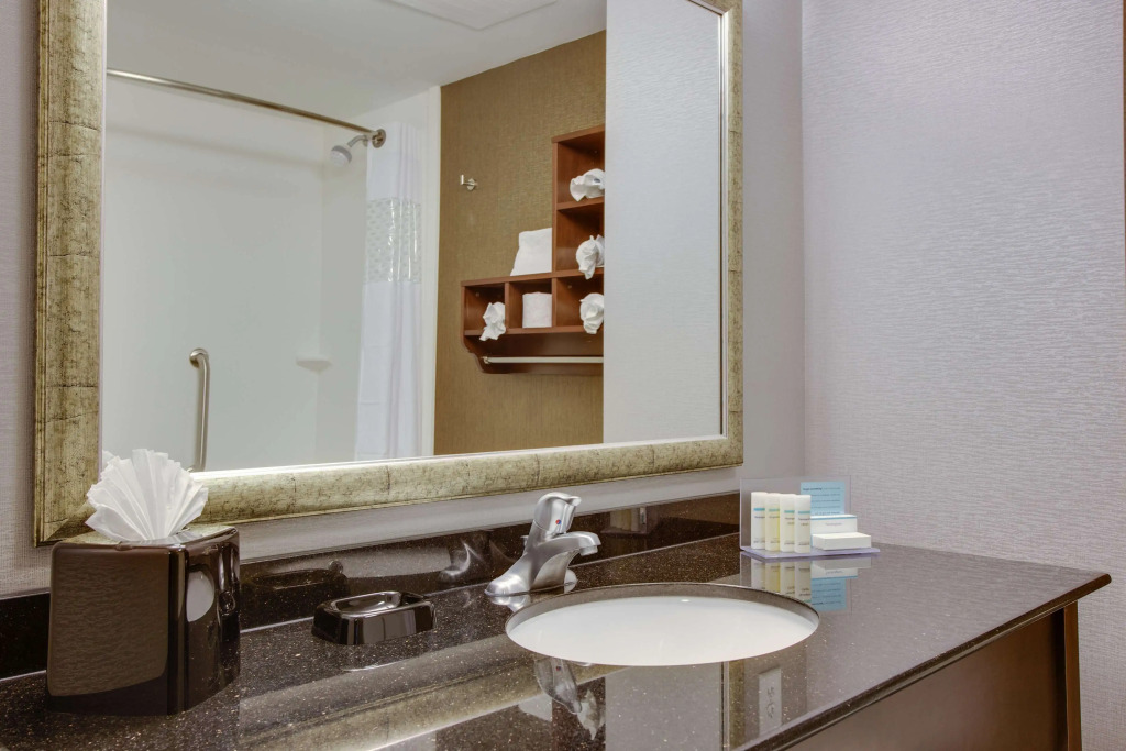 Hampton Inn & Suites Philadelphia/Bensalem