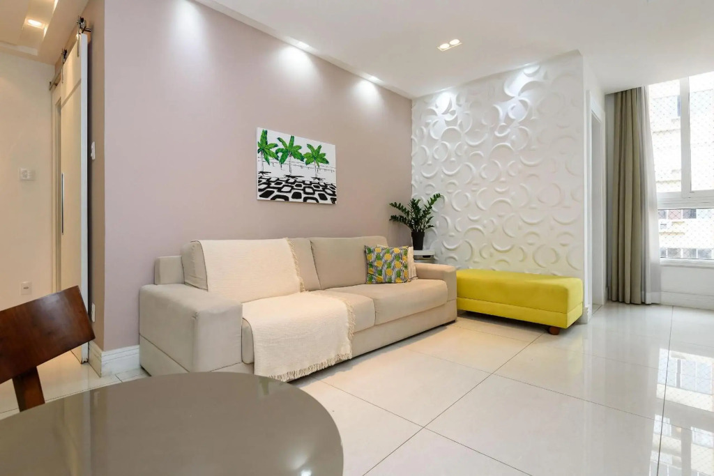Omar do Rio - Moderno 2Qtos, Internet 120mbps, WorkStation, Smart TV, 300m da Praia de Copacabana - BR 531-902