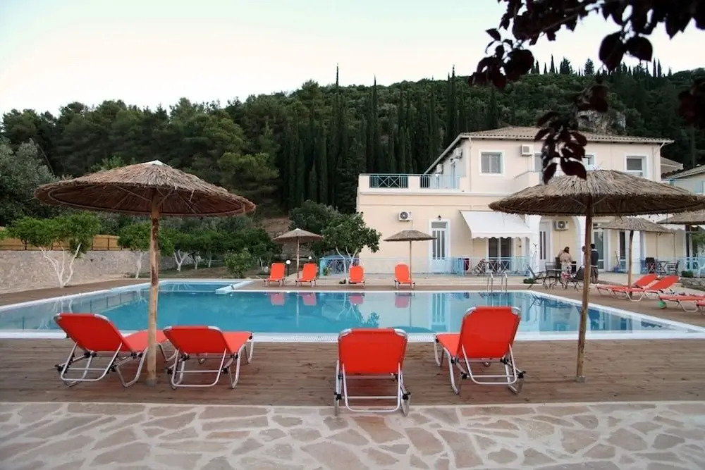 Avra apartments