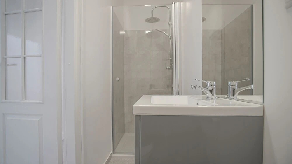 CN2i Luxury Accommodation DC