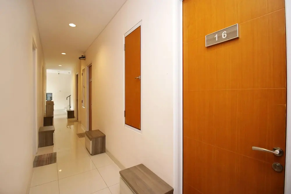 Airy Eco Radio Dalam Raya Gang Anggrek 3 Jakarta