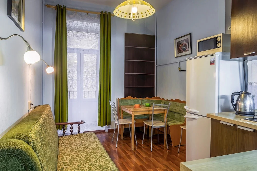 Friends apartment on Griboedova 27