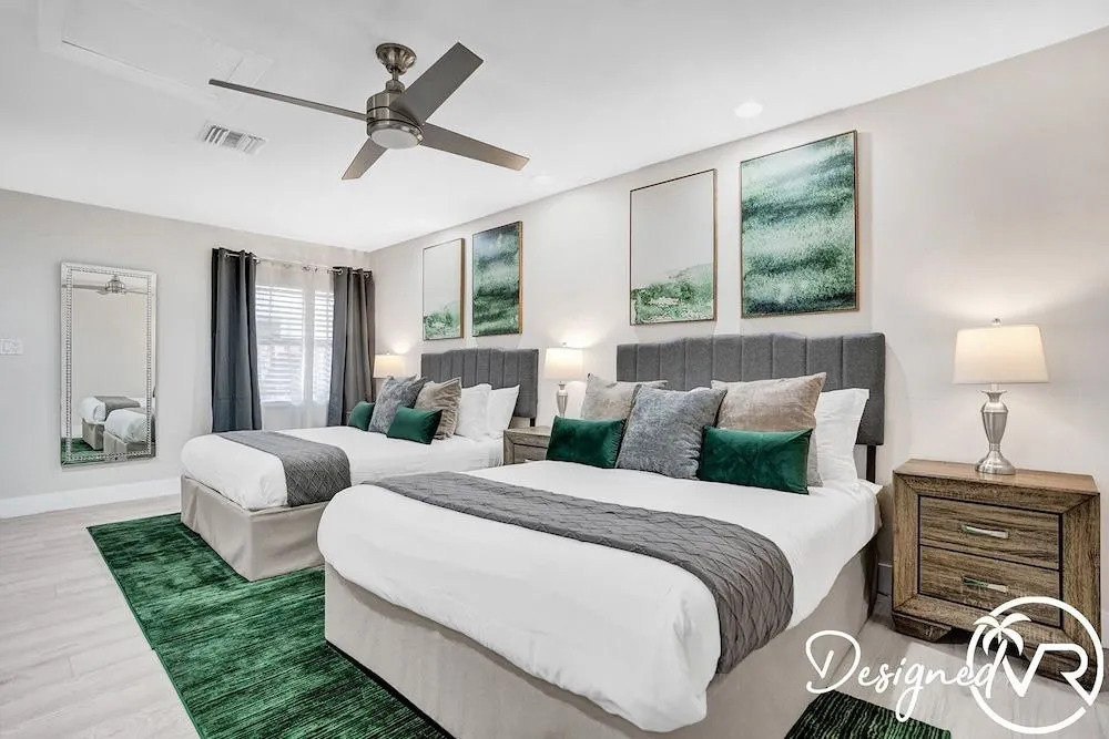 Modern 7 Br With Private Heated Pool