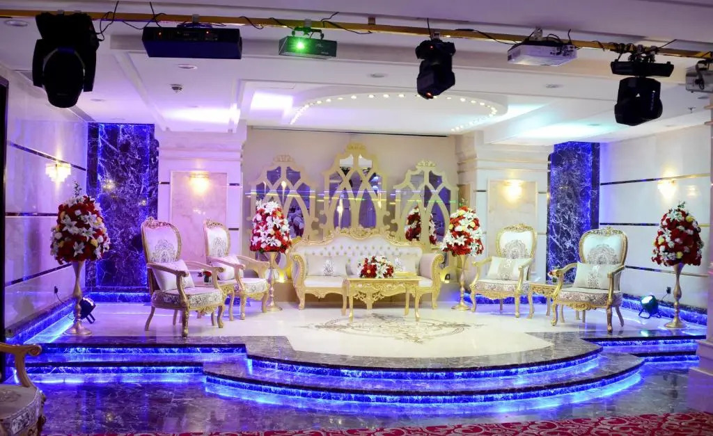 Al Waleed Tower Hotel