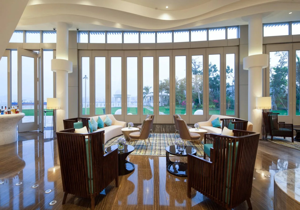 Phoenix Island Resort Sanya
