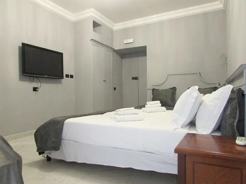 GHR Navona Inn