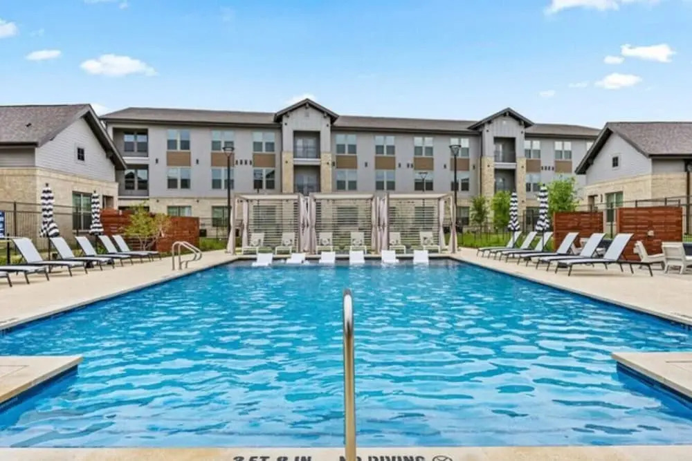 Relaxing Modern Stay - Workerfriendly w/ Pool+gym