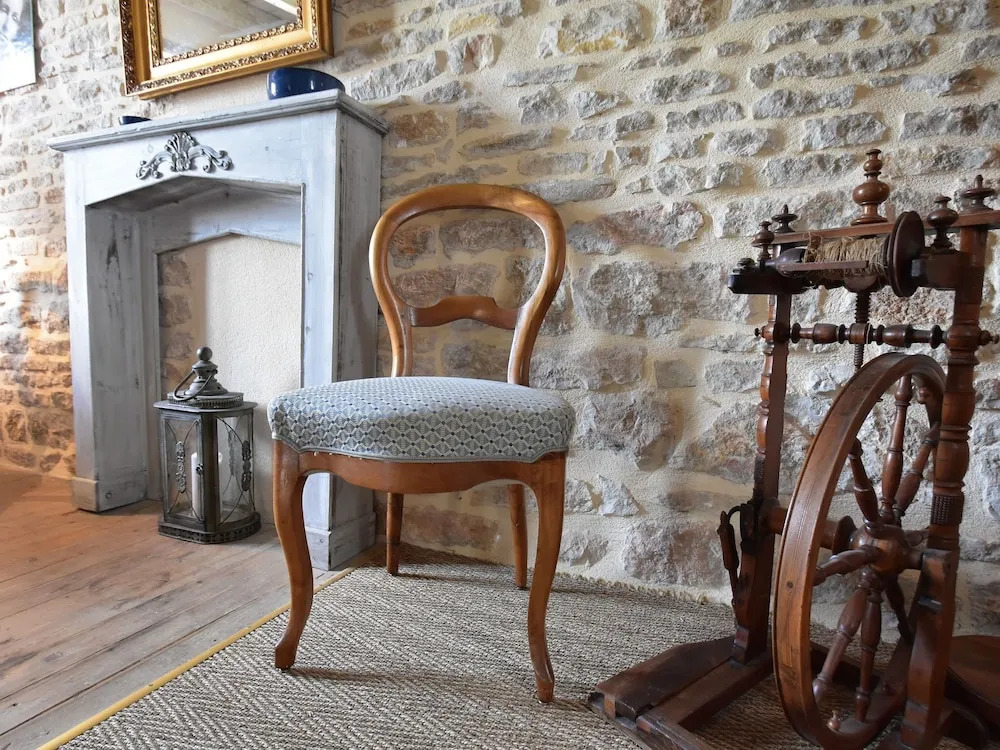 Pleasant House in Medieval Village, With Restaurants Within Walking Distance!