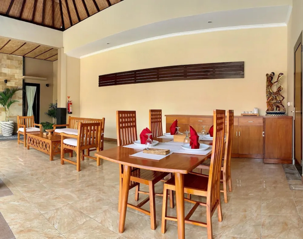 Kartika Dahayu Private Pool Villas