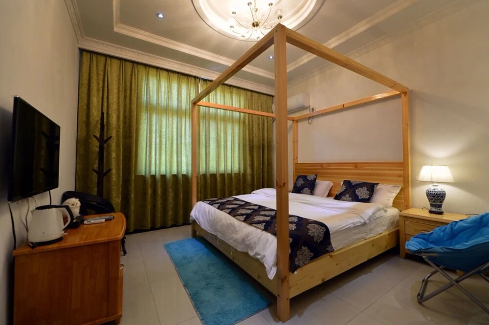 Wuzhen Pomegrante Garden Hotel