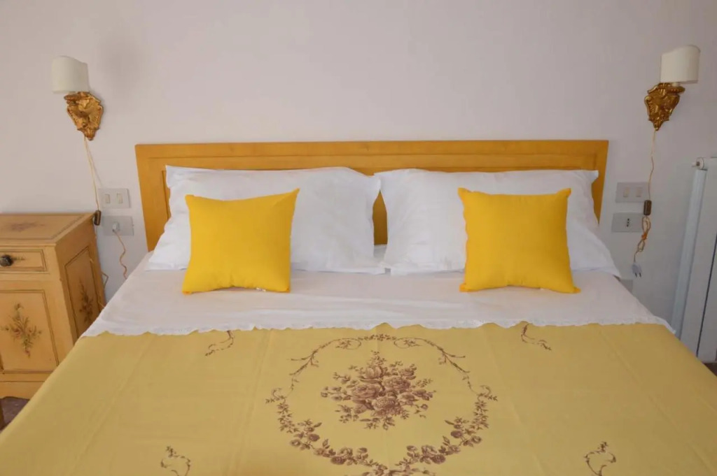Casa Ciri Bed & Breakfast