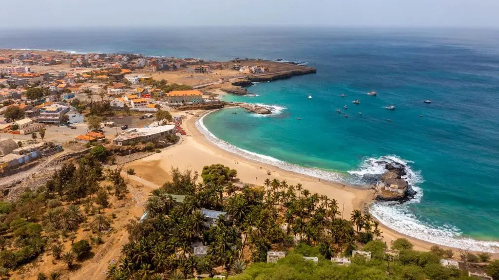 Oasis Tarrafal Alfandega Suites