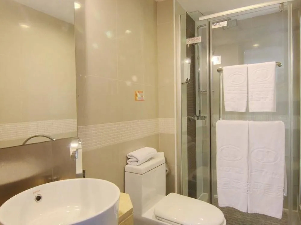 Motel 168 Shanghai Changping Road Branch