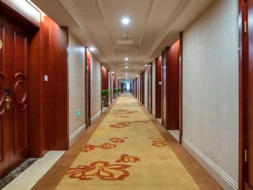 Vienna International Hotel (Changzhou Jintan South Ring 2nd Road Wuyue Plaza)