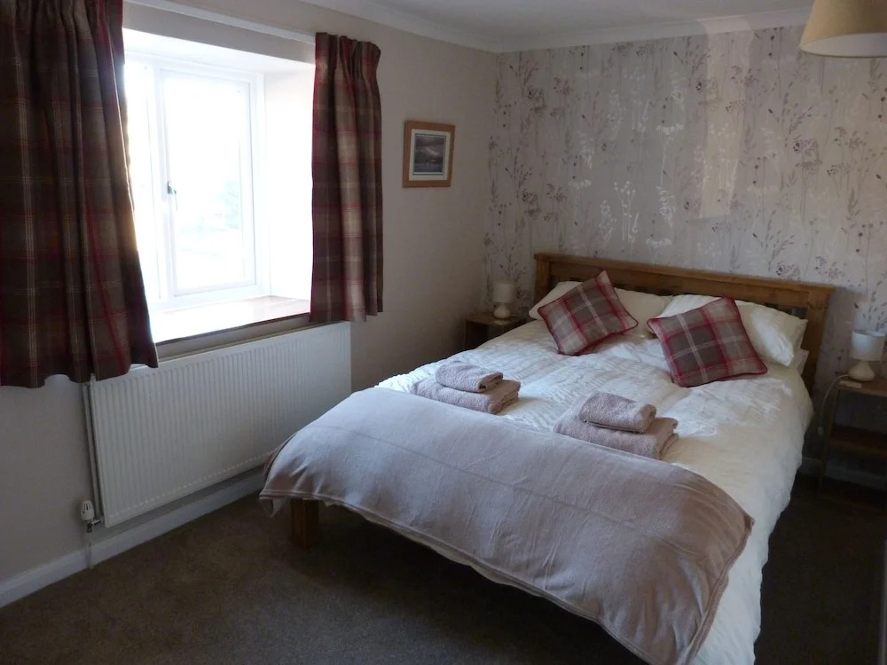 Castleneuk Guest House