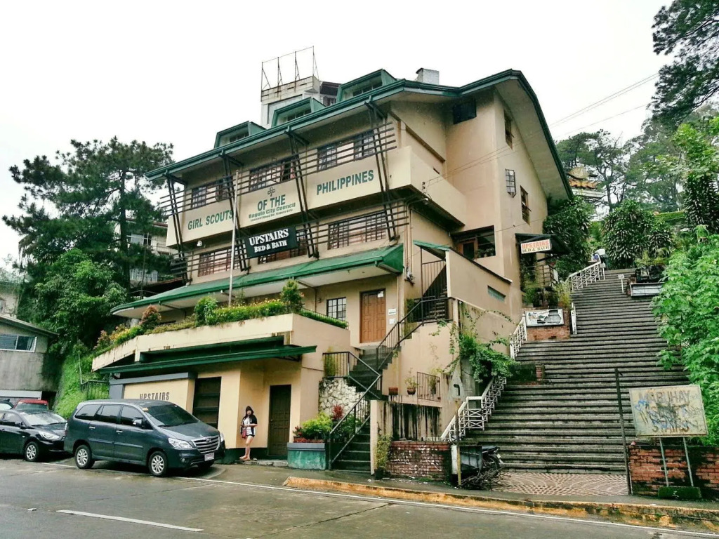 Upstairs Bed & Bath