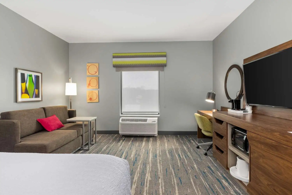 Hampton Inn Madison, OH