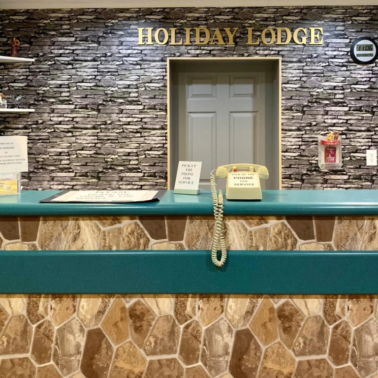 Holiday Lodge - Greensboro/Lake Oconee