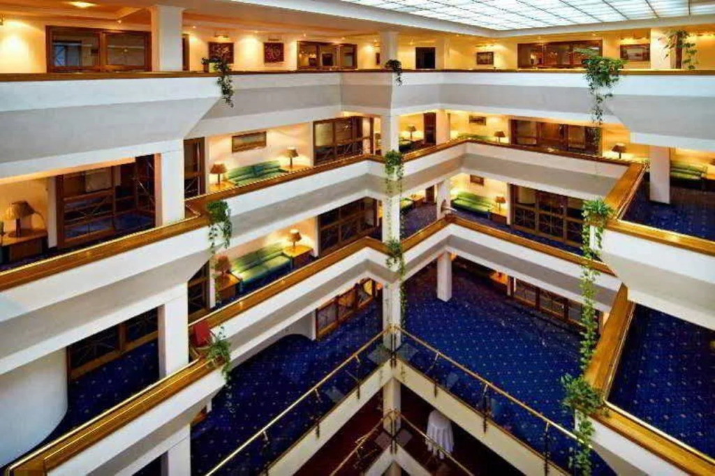 Hotel Roma