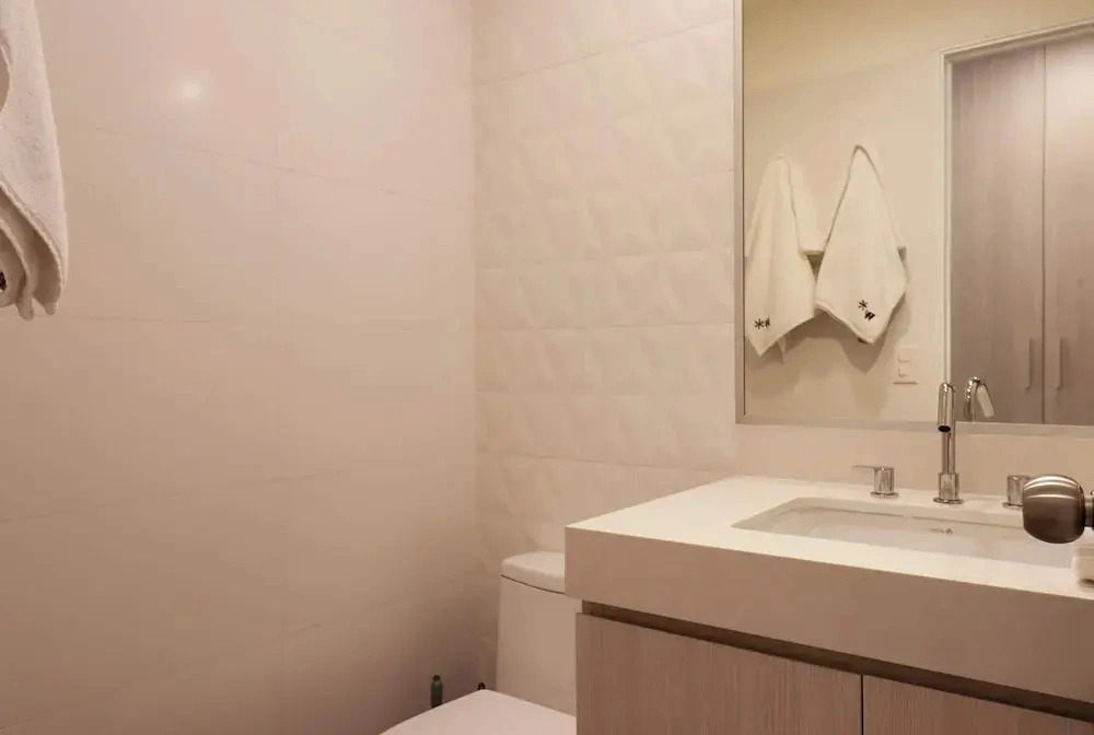 w Tranquil 2BR w Balcony in Miraflores
