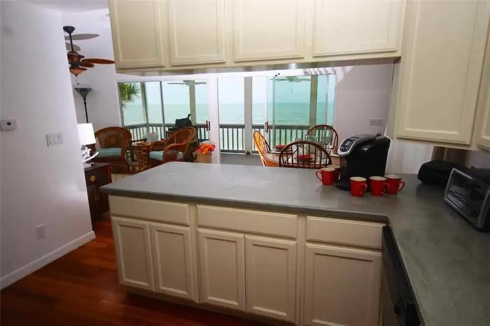 437 - LongLook Beachhouse