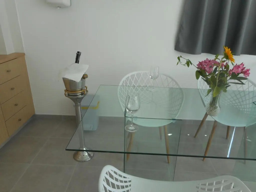 Luxiary Delux Apartment at Kkaras