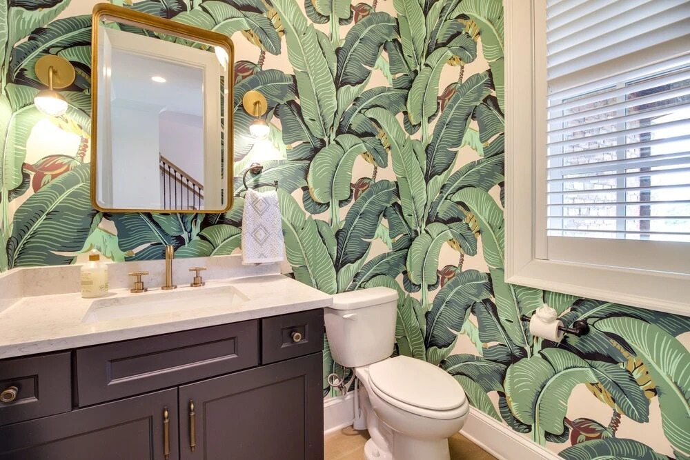Charming Savannah Townhome - 1 Block to Riverwalk!