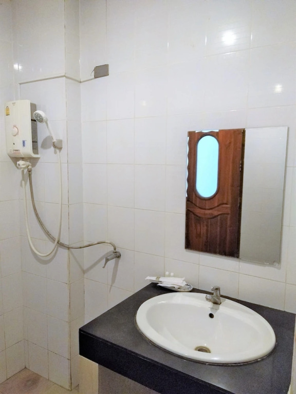 Aromdee Resort