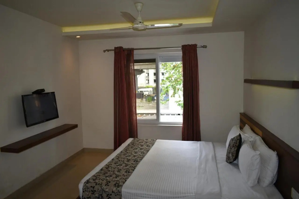 Hotel South Regency