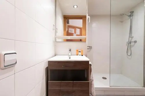 AB Eixample Derecho Apartments