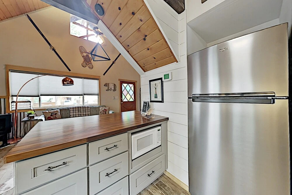 604spruc 2 Bedroom Home