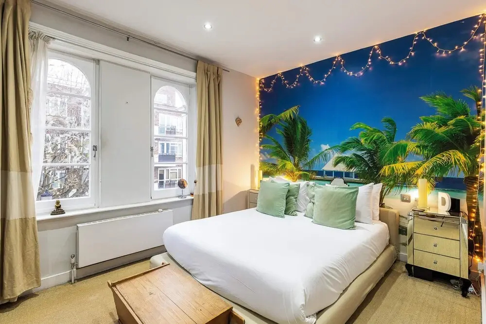 Charming Two Bed Maisonette in Notting Hill