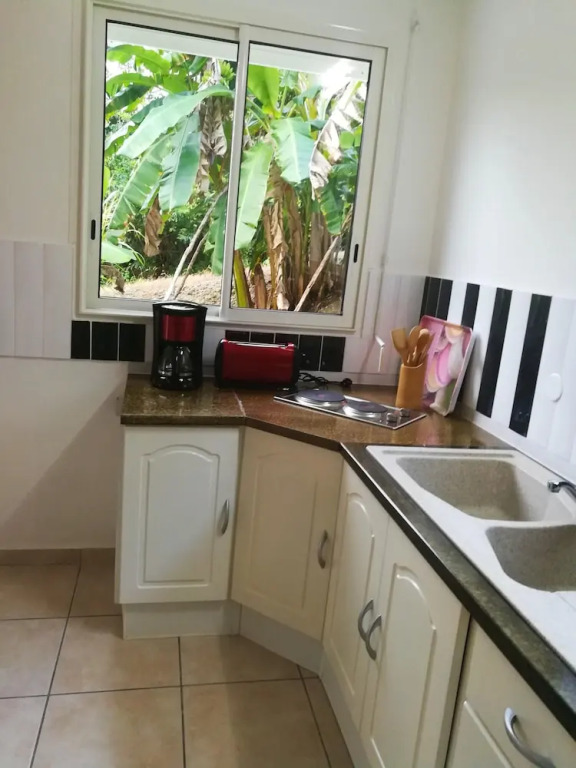Apartment With one Bedroom in Le Gosier, With Furnished Terrace and Wifi - 1 km From the Beach
