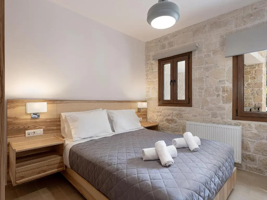 Elia Rustic Apartments Theriso