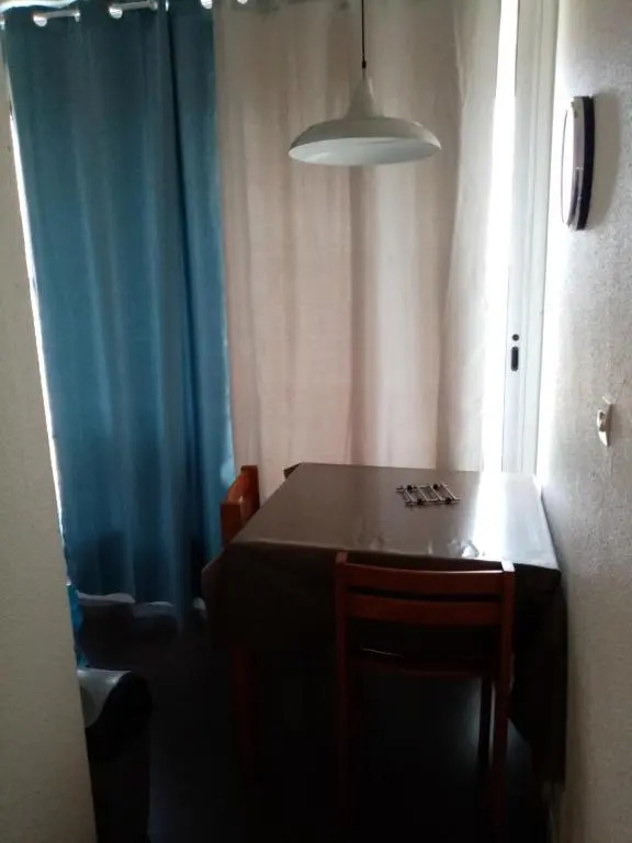 Studio avec vue sur la ville terrasse amenagee et wifi a Dax
