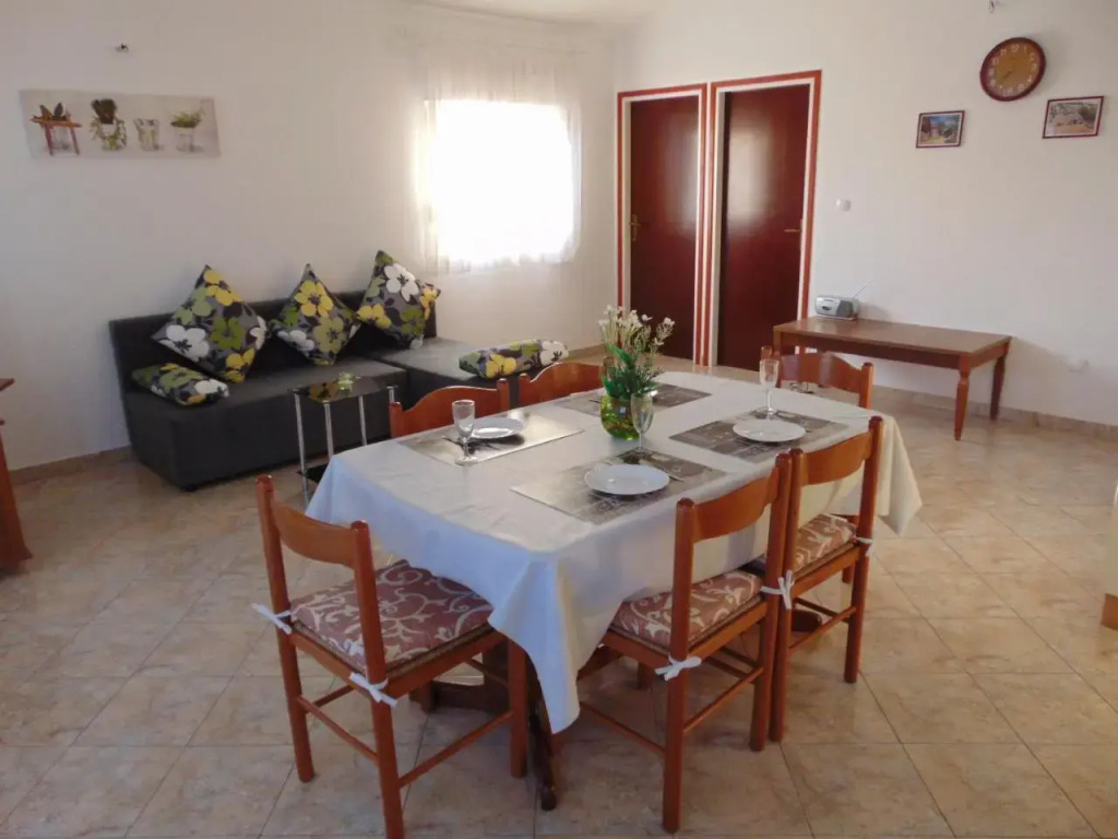 Apartments Borozan