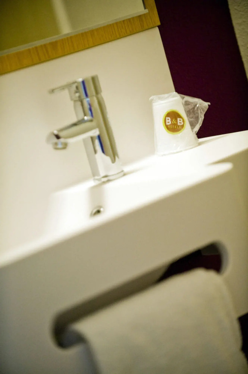 B&B HOTEL Bourges 2