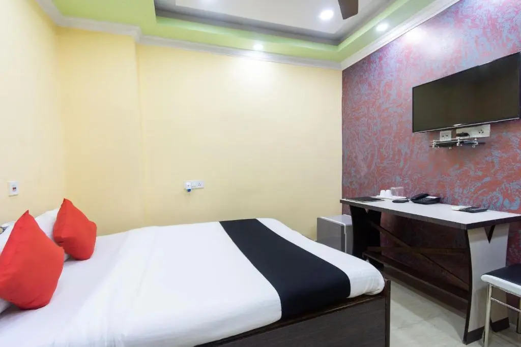 Hotel O Holiday