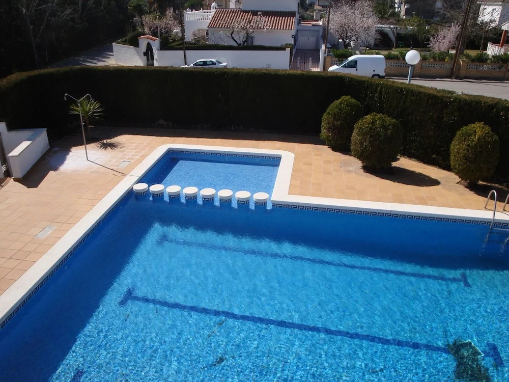 House With 4 Bedrooms in Cambrils, With Pool Access and Terrace - 500